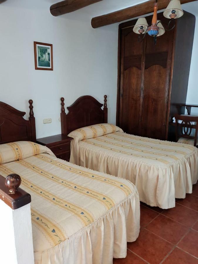Hostal Ruta De Las Nieves กาปีเลย์รา ภายนอก รูปภาพ